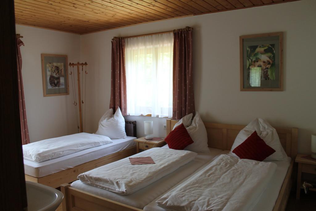 Willa Bauernhof Familie Knoblechner Nußdorf am Attersee Pokój zdjęcie